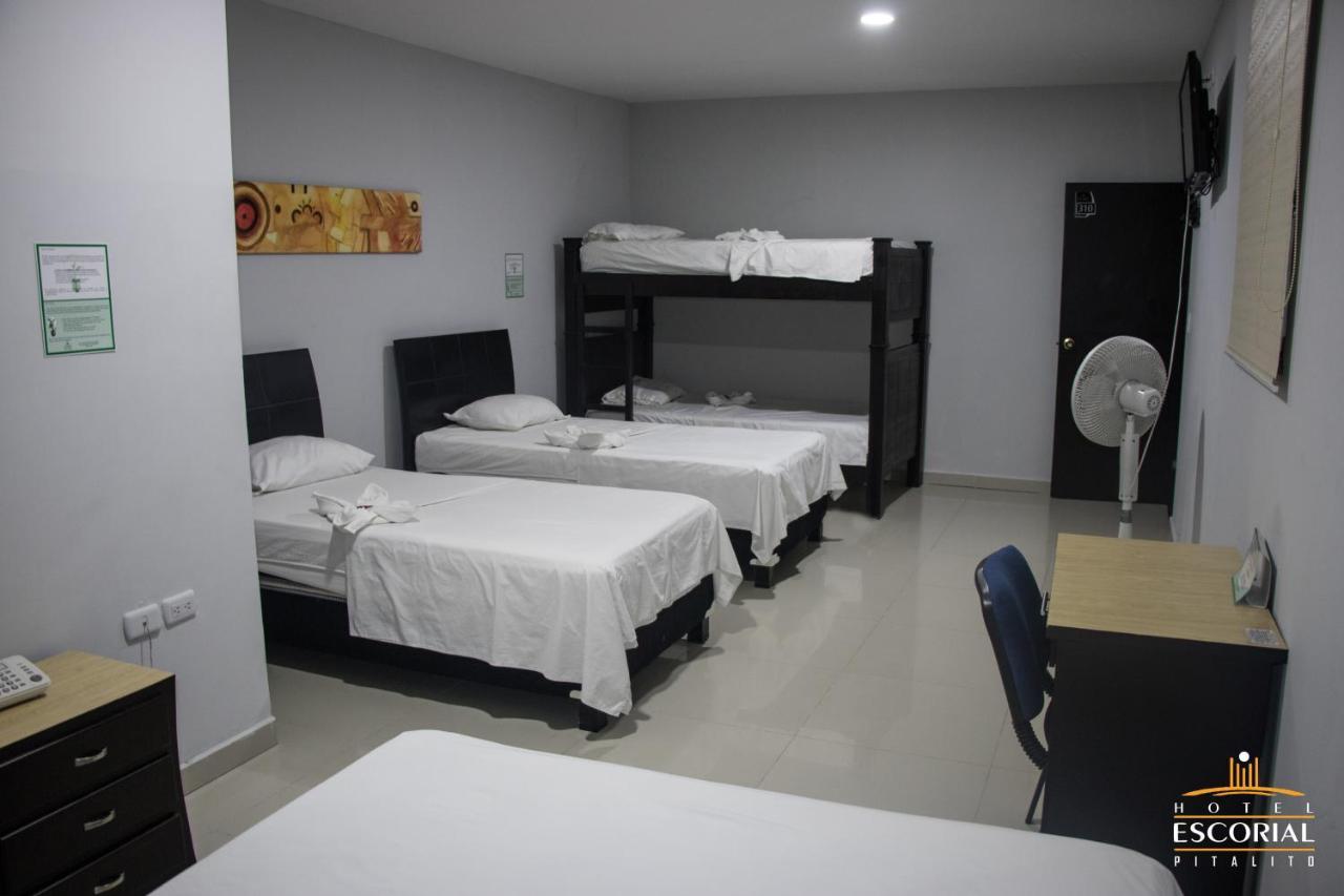 Hotel Escorial Питалито Екстериор снимка