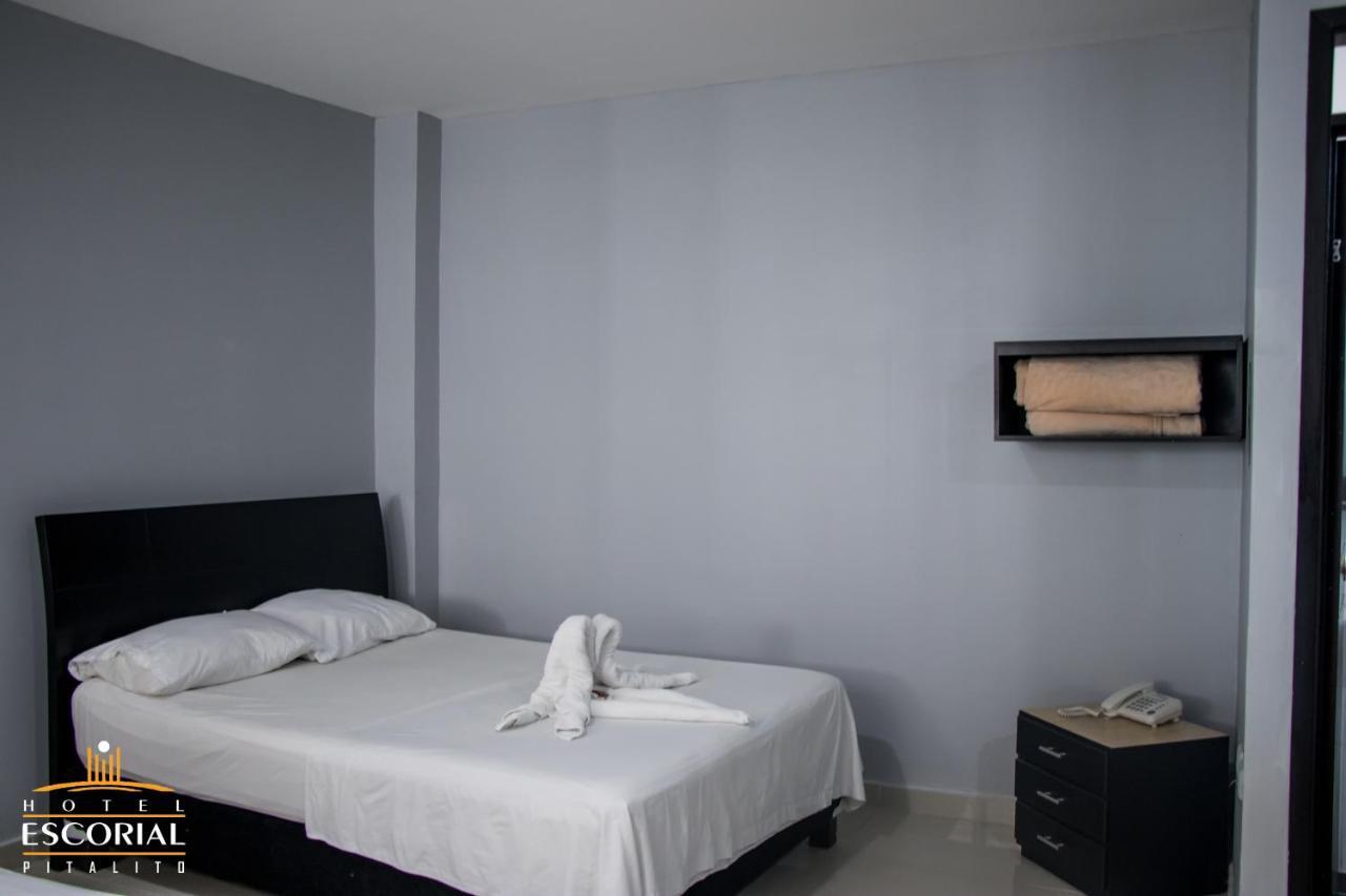 Hotel Escorial Питалито Екстериор снимка